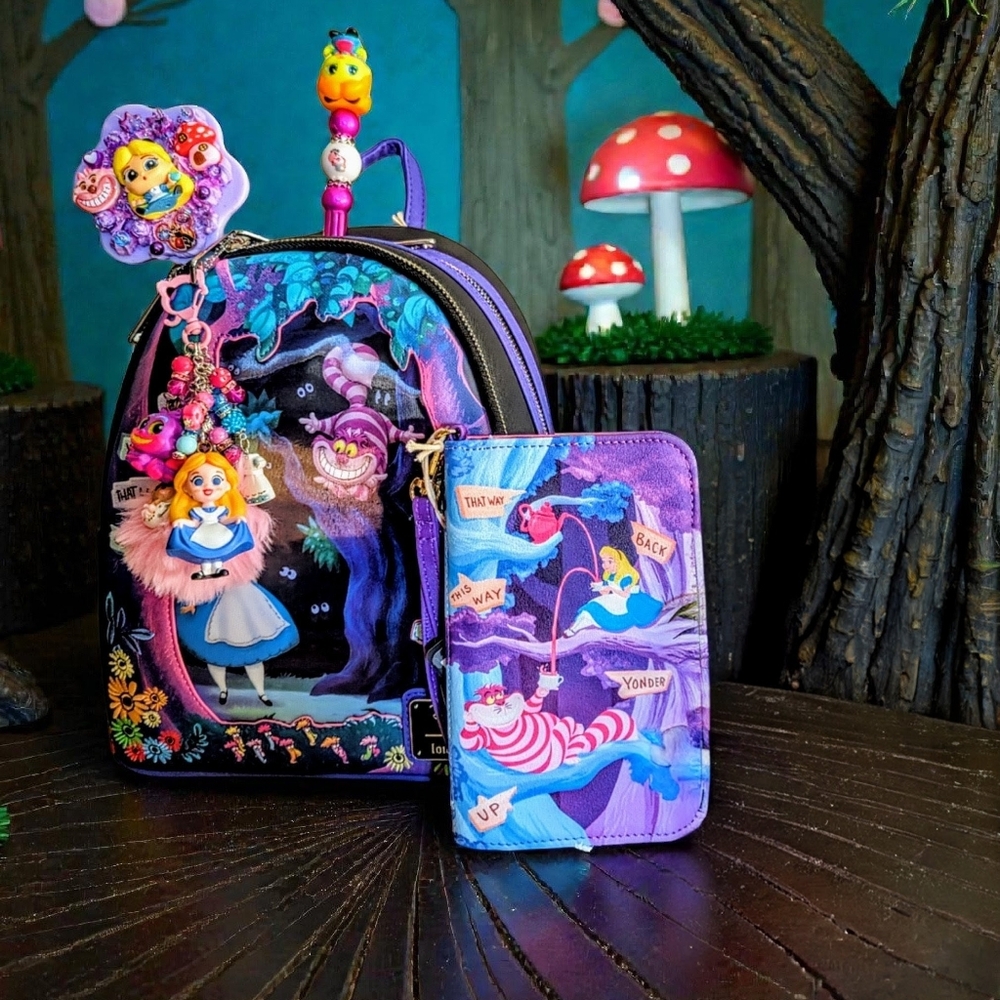 Loungefly Disney Alice In WonderlandLenticular Backpack, Wallet,CHARM,Mirror&Pen